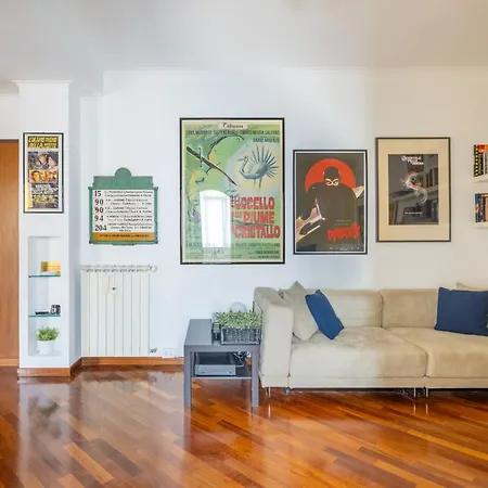 Stracult House Suggestive And Vintage-pop Apartmán *