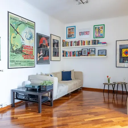 Stracult House Suggestive And Vintage-pop *